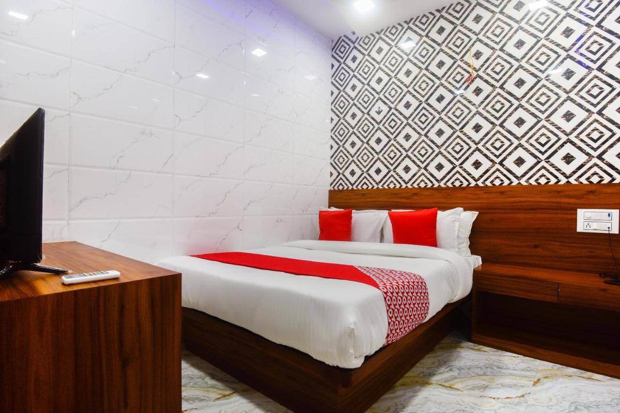 Hôtel Oyo 63295 T Junction Residency à Bombay Extérieur photo