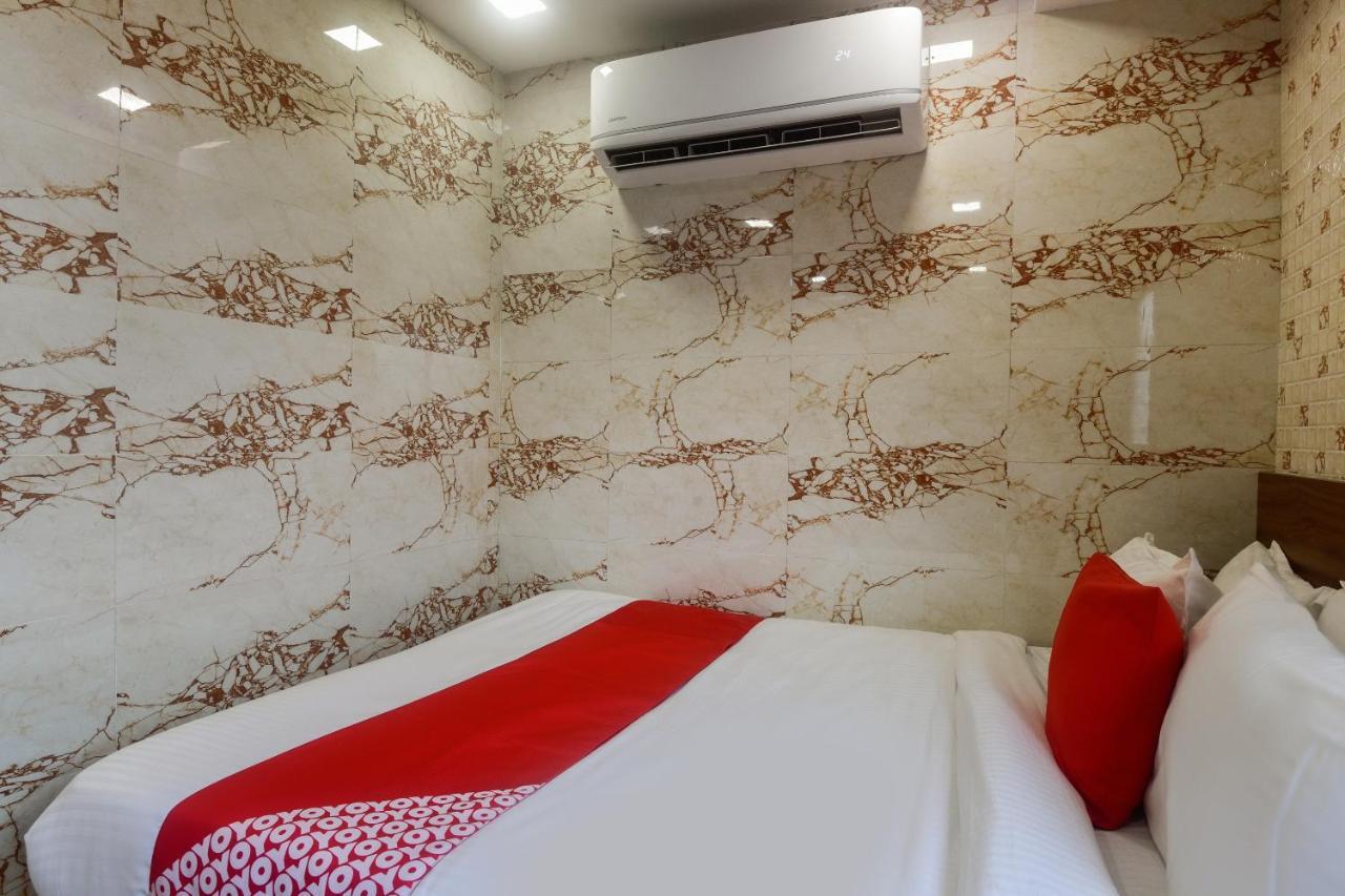 Hôtel Oyo 63295 T Junction Residency à Bombay Extérieur photo