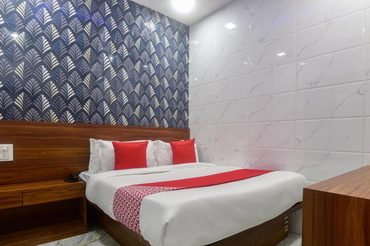 Hôtel Oyo 63295 T Junction Residency à Bombay Extérieur photo